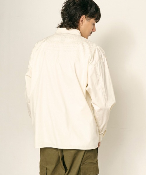 Kelen(ケレン)の「「KELEN MENS / ケレン メンズ」EDDIE(シャツ/ブラウス・メンズ・パープル/オフホワイト/ブラック/ブラウン・38/40/42)」の12枚目の写真