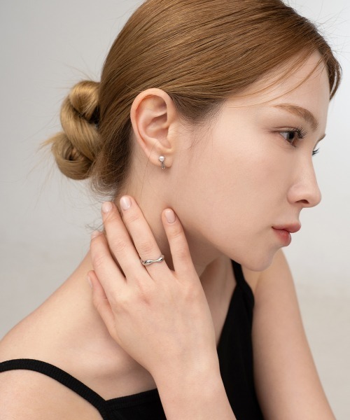 CEMONEMO(セモネモ)の「ミニ モチーフ ライトフィット イヤリング(イヤリング・レディース・その他1/その他3/その他4/その他2・FREE)」の14枚目の写真