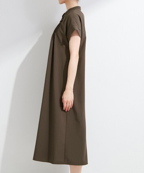 SHOO・LA・RUE(シューラルー)の「【S-LL/洗濯機可】ピンタックデザインがサマ見え Aラインワンピース(ワンピース・レディース・ブラック/ブラウン系その他・04/03/02/01)」の12枚目の写真