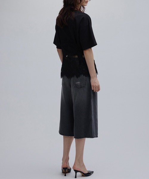 Ameri(アメリ)の「CORSET LIKE LACE DOCKING TEE(Tシャツ/カットソー・レディース・ホワイト/ブラック/レッド・FREE)」の9枚目の写真