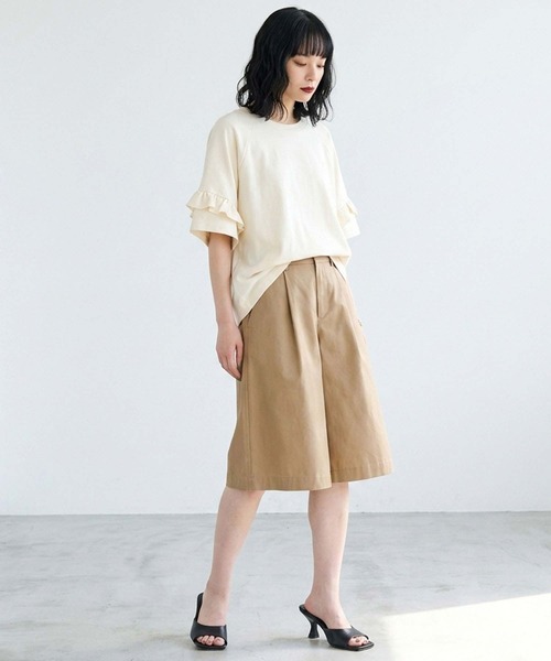 mici(ミチ)の「mici/BACK RAFFLE TEE(Tシャツ/カットソー・レディース・ブルー/オフホワイト/ブラック・ONE SIZE)」の9枚目の写真