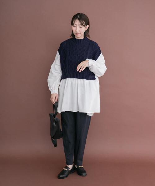 ITEMS URBANRESEARCH(アイテムズ アーバンリサーチ)の「タックテーパードストレッチパンツ(その他パンツ・レディース・ブラック/キャメル/ライトベージュ・FREE)」の16枚目の写真