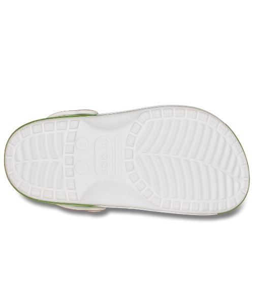 crocs（クロックス）の「crocs クロックス ヨッシー クラシック クロッグ（サンダル・メンズ・グリーン・29.0cm/28.0cm/27.0cm/26.0cm/25.0cm/24.0cm/23.0cm/22.0cm/21.0cm/20.0cm）」の3枚目の写真