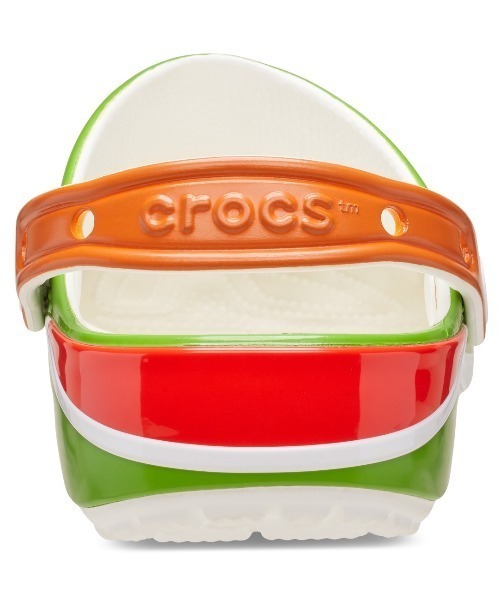 crocs（クロックス）の「crocs クロックス ヨッシー クラシック クロッグ（サンダル・メンズ・グリーン・29.0cm/28.0cm/27.0cm/26.0cm/25.0cm/24.0cm/23.0cm/22.0cm/21.0cm/20.0cm）」の2枚目の写真