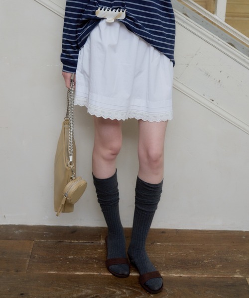 GIUNON(ジウノン)の「hem lace tuck skirt / ヘムレースタックスカート(スカート・レディース・ホワイト・FREE)」の18枚目の写真