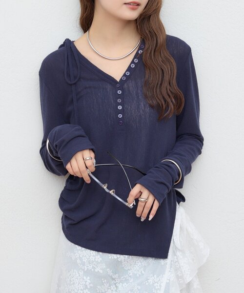 mystic(ミスティック)の「サイドスリットヘンリーカットソー(Tシャツ/カットソー・レディース・ネイビー/オフホワイト・FREE)」の1枚目の写真