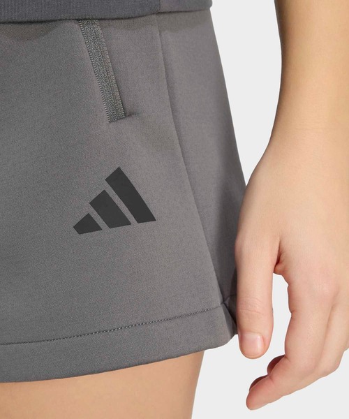 adidas（アディダス）の「W ZNE ショーツ / ハーフパンツ / アディダス adidas（その他パンツ・レディース・グレー・LARGE/MEDIUM/SMALL）」の10枚目の写真