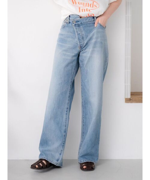Ungrid（アングリッド）の「リメイクデザインルーズデニム（デニムパンツ・レディース・ブルー・26inch/25inch/24inch/23inch）」の11枚目の写真