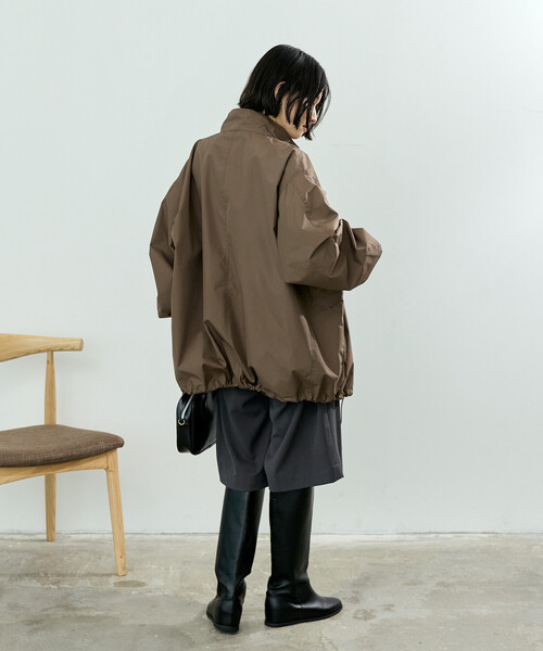 FREAK'S STORE(フリークスストア)の「+Phenix × FREAK'S STORE/プラスフェニックス 別注 GORE-TEX WINDSTOPPER SHORT MODS COAT/ゴアテックス ウインドストッパーショート モッズコート/モッズコート(モッズコート・レディース・ブラック/ブラウン/ネイビー・MEDIUM/SMALL)」の7枚目の写真