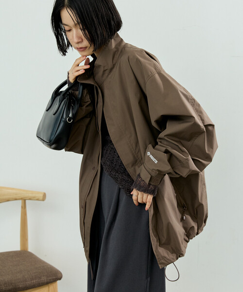 FREAK'S STORE(フリークスストア)の「+Phenix × FREAK'S STORE/プラスフェニックス 別注 GORE-TEX WINDSTOPPER SHORT MODS COAT/ゴアテックス ウインドストッパーショート モッズコート/モッズコート(モッズコート・レディース・ブラック/ブラウン/ネイビー・MEDIUM/SMALL)」の11枚目の写真