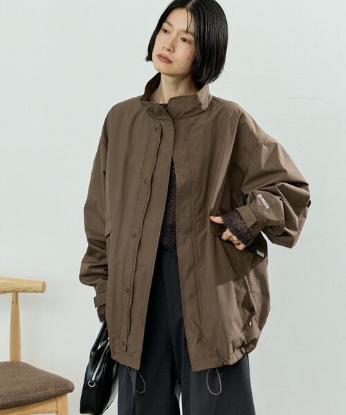 FREAK'S STORE(フリークスストア)の「+Phenix × FREAK'S STORE/プラスフェニックス 別注 GORE-TEX WINDSTOPPER SHORT MODS COAT/ゴアテックス ウインドストッパーショート モッズコート/モッズコート(モッズコート・レディース・ブラック/ブラウン/ネイビー・MEDIUM/SMALL)」の13枚目の写真