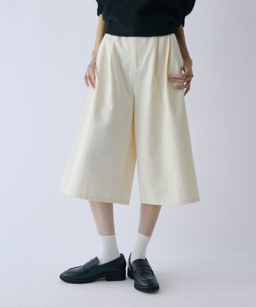goocy（グーシー）の「チノハーフパンツ（その他パンツ・レディース・アイボリー/ブラック・FREE）」の2枚目の写真