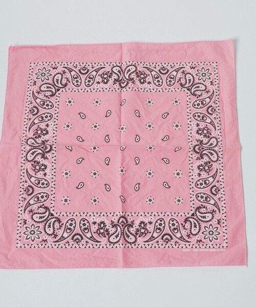 SHIPS for women（シップスフォーウィメン）の「CAROLINA:バンダナ（バンダナ/スカーフ・レディース・ホワイト/ライトグレー/ブラック/ピンク系その他/イエロー/レッド/ライトブルー/ネイビー/ライトピンク・ONE SIZE）」の8枚目の写真