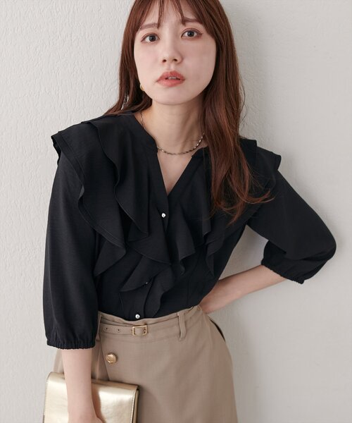 natural couture(ナチュラルクチュール)の「ラッフルフリルブラウス(シャツ/ブラウス・レディース・オフホワイト/ドット/ブラウン/ブラック/ピンク/ネイビー・FREE)」の8枚目の写真