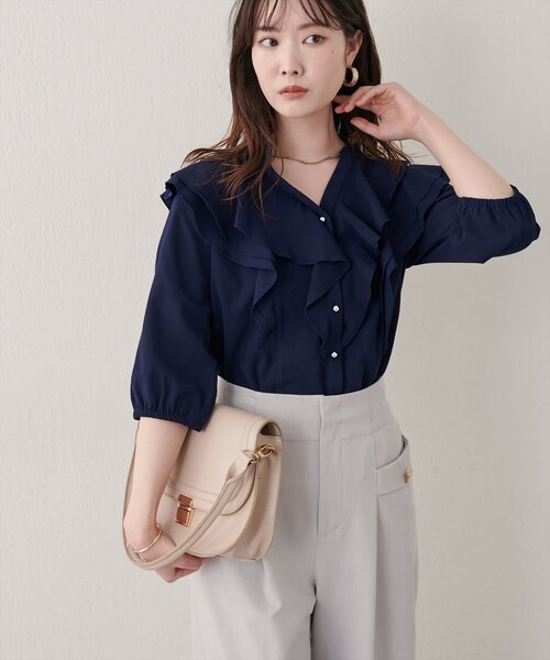 natural couture(ナチュラルクチュール)の「ラッフルフリルブラウス(シャツ/ブラウス・レディース・オフホワイト/ドット/ブラウン/ブラック/ピンク/ネイビー・FREE)」の12枚目の写真
