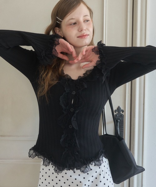 Birthday room（バースデイルーム）の「フロントフリルレースリブニット/Ribbed knit top with front ruffle lace detail（Tシャツ/カットソー・レディース・ホワイト/ブラック・FREE）」の15枚目の写真