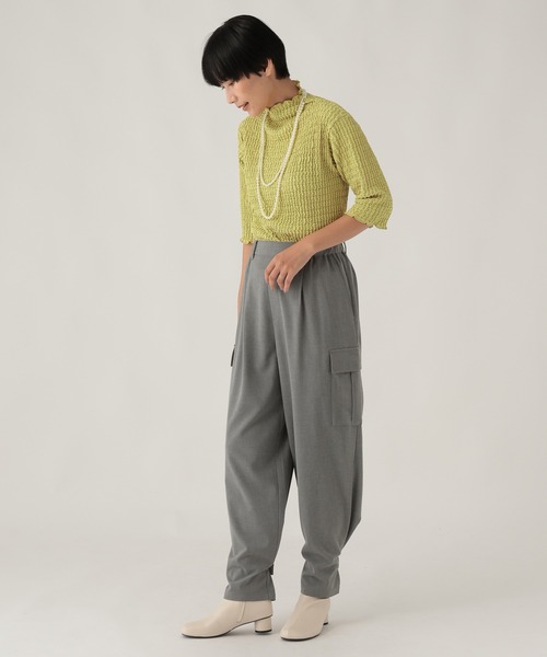 Elura（エルーラ）の「シャーリングカットソー/1079327（Tシャツ/カットソー・レディース・ブラック/グリーン系その他/オフホワイト・FREE）」の15枚目の写真
