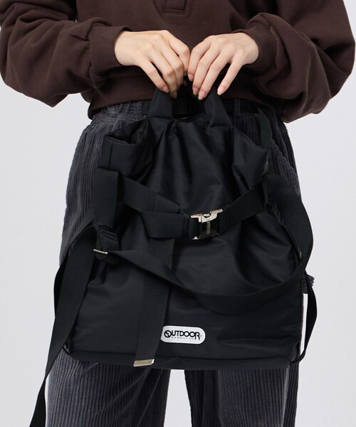 OUTDOOR PRODUCTS（アウトドアプロダクツ）の「【OUTDOOR PRODUCTS / アウトドアプロダクツ】2WAY巾着ベルトナイロントートバッグM/ナイロン/トート2way Belt Tote [M]バッグ（トートバッグ・レディース・ブラック/ブラウン/シルバー/アイボリー・フリー）」の3枚目の写真