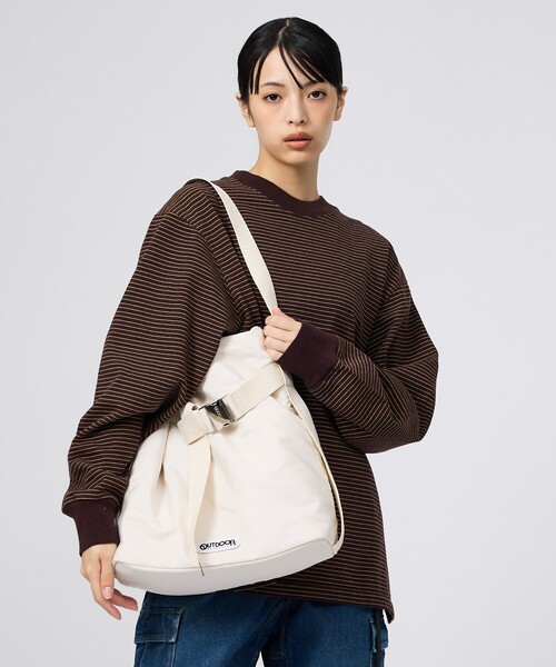 OUTDOOR PRODUCTS（アウトドアプロダクツ）の「【OUTDOOR PRODUCTS / アウトドアプロダクツ】2WAY巾着ベルトナイロントートバッグM/ナイロン/トート2way Belt Tote [M]バッグ（トートバッグ・レディース・ブラック/ブラウン/シルバー/アイボリー・フリー）」の11枚目の写真