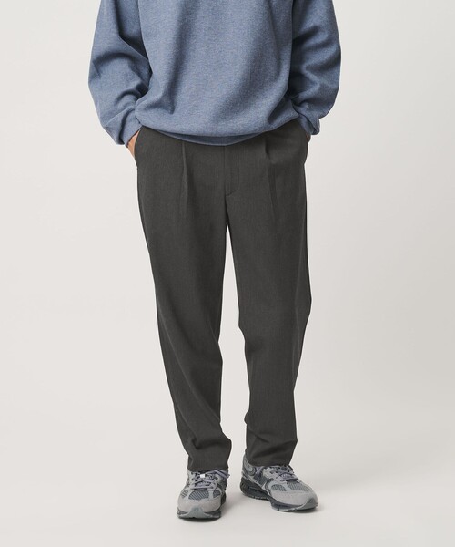 BEAUTY&YOUTH UNITED ARROWS（ビューティーアンドユースユナイテッドアローズ）の「アルガン トロ 1プリーツ テーパード パンツ NO.7 タテヨコストレッチ（その他パンツ・メンズ・ブラック/ベージュ/ダークグレー・XL/L/M/S）」の4枚目の写真