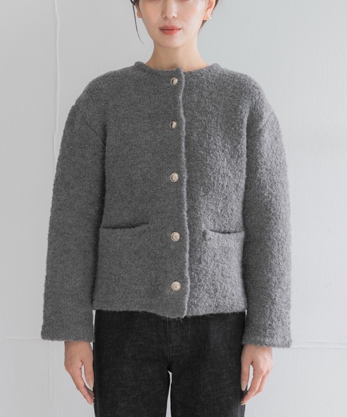 URBAN RESEARCH ROSSO WOMEN(アーバンリサーチ ロッソ)の「『WEB限定』ウール混ブークレニットジャケット(ノーカラージャケット・レディース・ベージュ/ブルー系その他/グレー・FREE)」の16枚目の写真