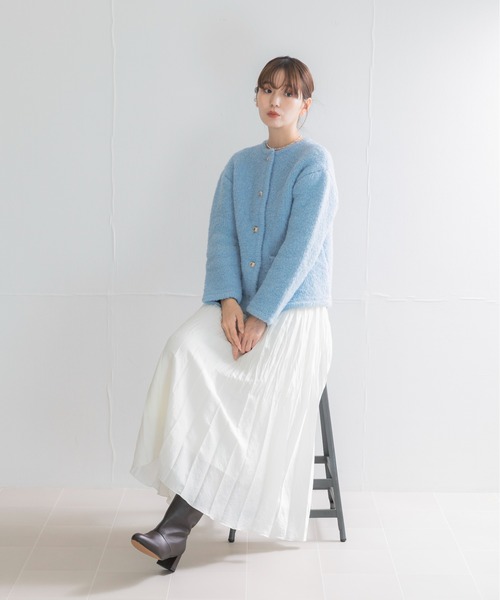 URBAN RESEARCH ROSSO WOMEN(アーバンリサーチ ロッソ)の「『WEB限定』ウール混ブークレニットジャケット(ノーカラージャケット・レディース・ベージュ/ブルー系その他/グレー・FREE)」の15枚目の写真