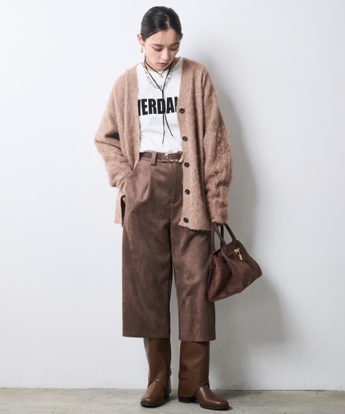 CHIC STYLE(シックスタイル)の「へアリーVネックニットカーディガン<大きいサイズ有>シックスタイル(カーディガン/ボレロ・レディース・チャコール/モカ/ネイビー・L/M/5L/4L/3L/LL)」の8枚目の写真