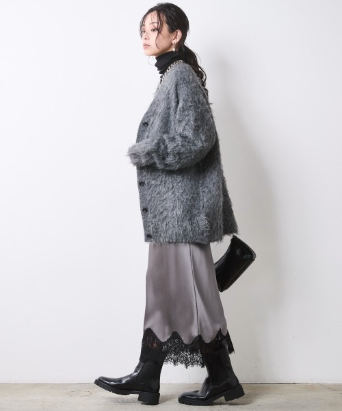CHIC STYLE(シックスタイル)の「へアリーVネックニットカーディガン<大きいサイズ有>シックスタイル(カーディガン/ボレロ・レディース・チャコール/モカ/ネイビー・L/M/5L/4L/3L/LL)」の9枚目の写真