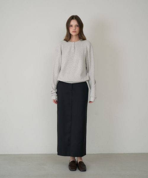 DEHEVE（デヘヴェ）の「Check Henley-neck Sweatshirt [Oatmeal]（スウェット・レディース・オートミール・OS）」の5枚目の写真