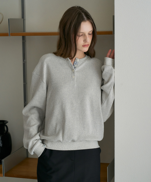 DEHEVE（デヘヴェ）の「Check Henley-neck Sweatshirt [Oatmeal]（スウェット・レディース・オートミール・OS）」の7枚目の写真