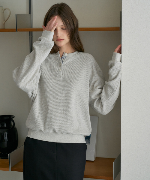 DEHEVE（デヘヴェ）の「Check Henley-neck Sweatshirt [Oatmeal]（スウェット・レディース・オートミール・OS）」の8枚目の写真