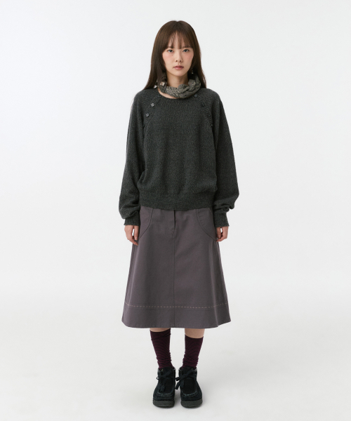 OHESHIO（オヘシオ）の「刺繍ポケットAラインスカート、パープル（スカート・レディース・その他・SMALL）」の2枚目の写真