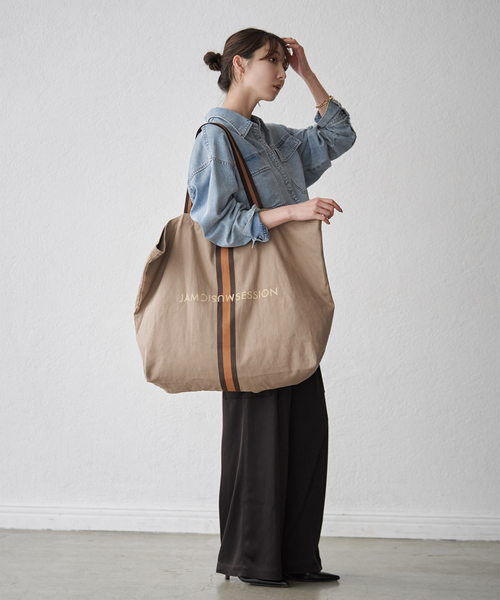 Noble(ノーブル)の「《岡山+WEB限定追加》N.Jam/エヌジャムトートLarge(トートバッグ・レディース・アイボリー/カーキ・FREE)」の5枚目の写真