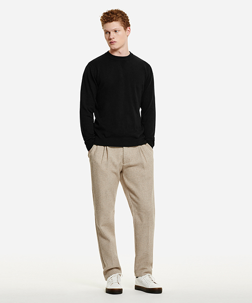 Saturdays NYC(サタデーズ ニューヨークシティ )の「Everyday Classic Sweater(ニット/セーター・メンズ・ブラック/グレー・X-SMALL/M/L/S/X-LARGE)」の4枚目の写真