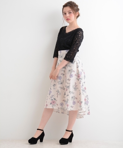 MAJESTIC LEGON（マジェスティックレゴン）の「【WEB限定価格】ヴィンテージフラワースカート（スカート・レディース・ブラック系その他/ホワイト系その他2/グリーン系その他・MEDIUM）」の4枚目の写真