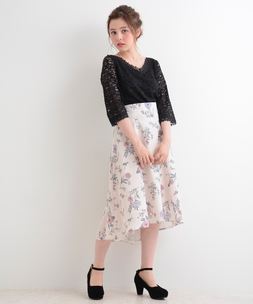 MAJESTIC LEGON（マジェスティックレゴン）の「【WEB限定価格】ヴィンテージフラワースカート（スカート・レディース・ブラック系その他/ホワイト系その他2/グリーン系その他・MEDIUM）」の5枚目の写真