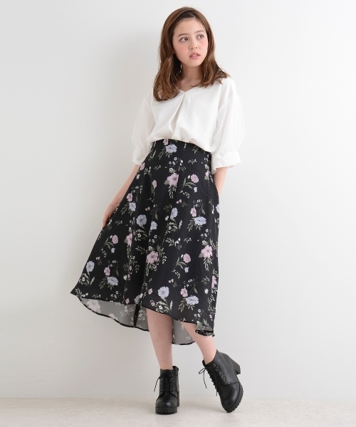 MAJESTIC LEGON（マジェスティックレゴン）の「【WEB限定価格】ヴィンテージフラワースカート（スカート・レディース・ブラック系その他/ホワイト系その他2/グリーン系その他・MEDIUM）」の15枚目の写真