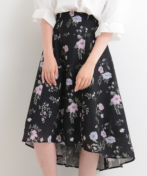 MAJESTIC LEGON（マジェスティックレゴン）の「【WEB限定価格】ヴィンテージフラワースカート（スカート・レディース・ブラック系その他/ホワイト系その他2/グリーン系その他・MEDIUM）」の17枚目の写真