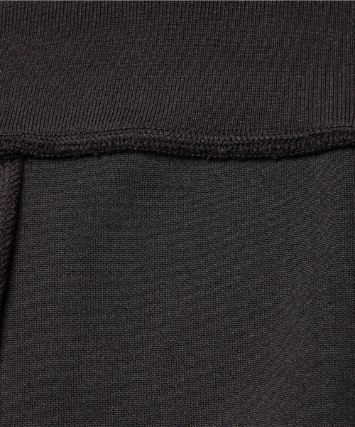 BLACK LABEL CRESTBRIDGE（ブラックレーベル・クレストブリッジ）の