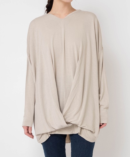 Audition(オーディション)の「M0748 タック デザイン Bigプルオーバー(Tシャツ/カットソー・レディース・ライトベージュ/ダークネイビー/ダークパープル・MEDIUM)」の1枚目の写真