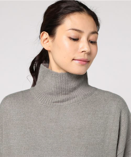 earth music&ecology（アースミュージックアンドエコロジー）の「ゆったりボリュームニットプルオーバー（ニット/セーター・レディース・グレー/レッド/ブラック・FREE）」の8枚目の写真