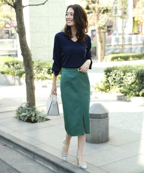 Andemiu(アンデミュウ)の「リバータイトスカート785907(スカート・レディース・カーキ/ネイビー/キャメル/グリーン/マスタード/オフホワイト/イエロー・FREE)」の20枚目の写真