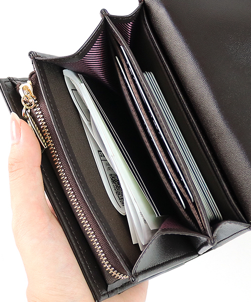 Clelia(クレリア)の「マルチカラー二つ折りミニ財布(財布・レディース・パープル系その他/ピンク系その他/ブラウン系その他/ブルー系その他/レッド系その他/ラベンダー/ブラック/ベージュ/ネイビー/チョコ/キャメル/ピンク系その他2/パープル系その他2/ブラウン系その他2・ONE SIZE)」の17枚目の写真