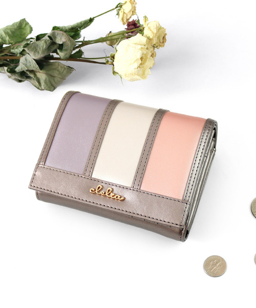 Clelia(クレリア)の「マルチカラー二つ折りミニ財布(財布・レディース・パープル系その他/ピンク系その他/ブラウン系その他/ブルー系その他/レッド系その他/ラベンダー/ブラック/ベージュ/ネイビー/チョコ/キャメル/ピンク系その他2/パープル系その他2/ブラウン系その他2・ONE SIZE)」の10枚目の写真