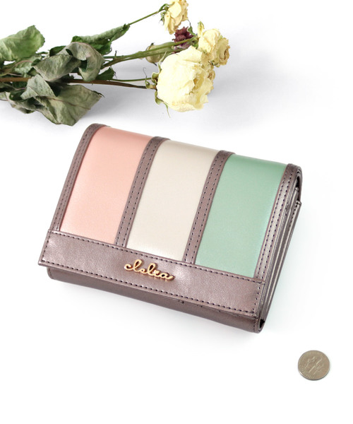 Clelia(クレリア)の「マルチカラー二つ折りミニ財布(財布・レディース・パープル系その他/ピンク系その他/ブラウン系その他/ブルー系その他/レッド系その他/ラベンダー/ブラック/ベージュ/ネイビー/チョコ/キャメル/ピンク系その他2/パープル系その他2/ブラウン系その他2・ONE SIZE)」の13枚目の写真