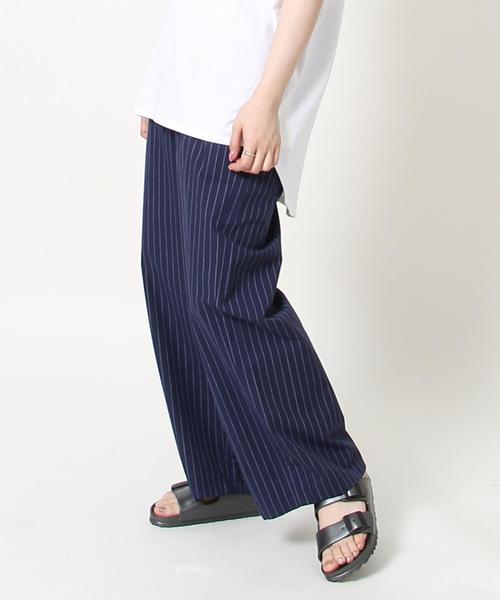 coen(コーエン)の「【外/家兼用】コットンプリントイージーパンツ(その他パンツ・レディース・ネイビー/ブラック/ダークグリーン/レッド・MEDIUM/LARGE)」の1枚目の写真