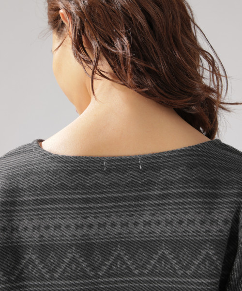 BAYFLOW（ベイフロー）の「オルテガガラプルオーバー（Tシャツ/カットソー・レディース・グレー/チャコール・SMALL/MEDIUM）」の3枚目の写真