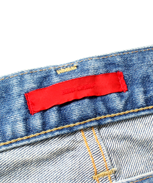 BEAMS（ビームス）の「RED CARD×BEAMS / 別注 スリムストレート（デニムパンツ・メンズ・サックスブルー・28/29/30/31/32/33）」の10枚目の写真