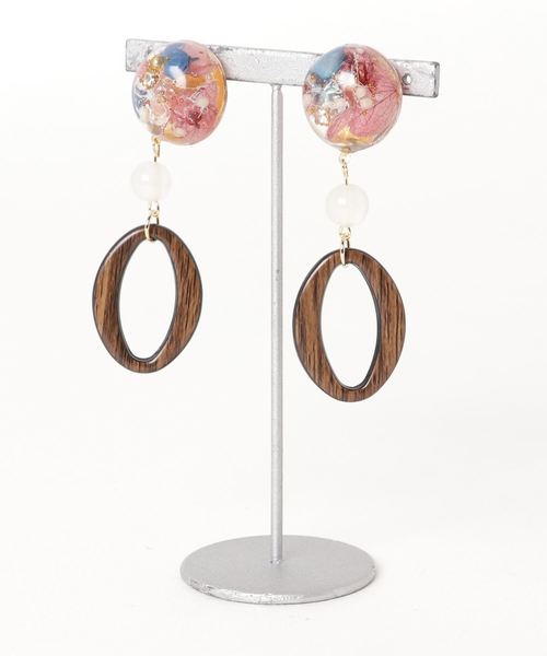 TONE SELECT GOODS(トーンセレクトグッズ)の「【lulugiraffe】ドライフラワーWoodイヤリング(イヤリング・レディース・ピンク・FREE)」の1枚目の写真