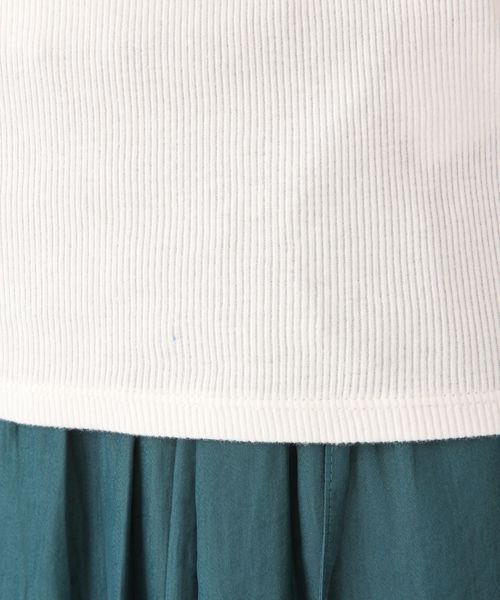 GLOBAL WORK（グローバルワーク）の「BEAUTEEレースVフレンチT/824919（Tシャツ/カットソー・レディース・ホワイト/ブラック/その他/ベージュ・SMALL/LARGE/MEDIUM）」の12枚目の写真